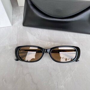 Gentle Monster Black Oval Sunglasses Brown Lens Retro Chic